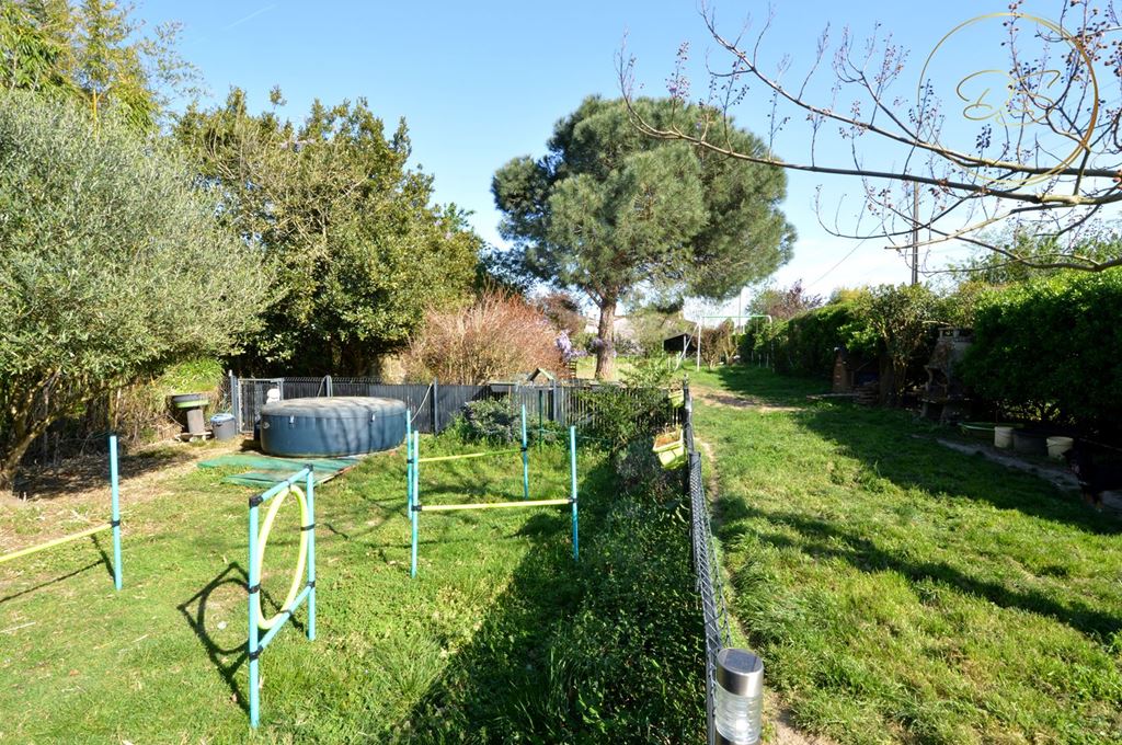 image du bien immobilier Maison de plain pied LA SALVETAT ST GILLES