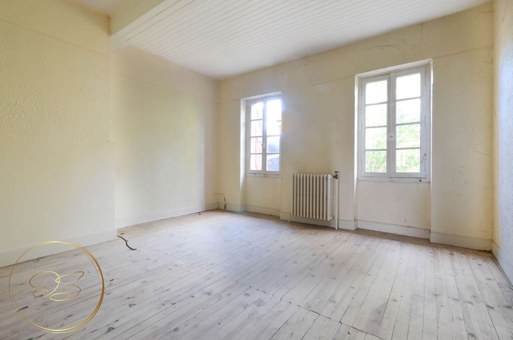 image du bien immobilier Maison de village LEVIGNAC